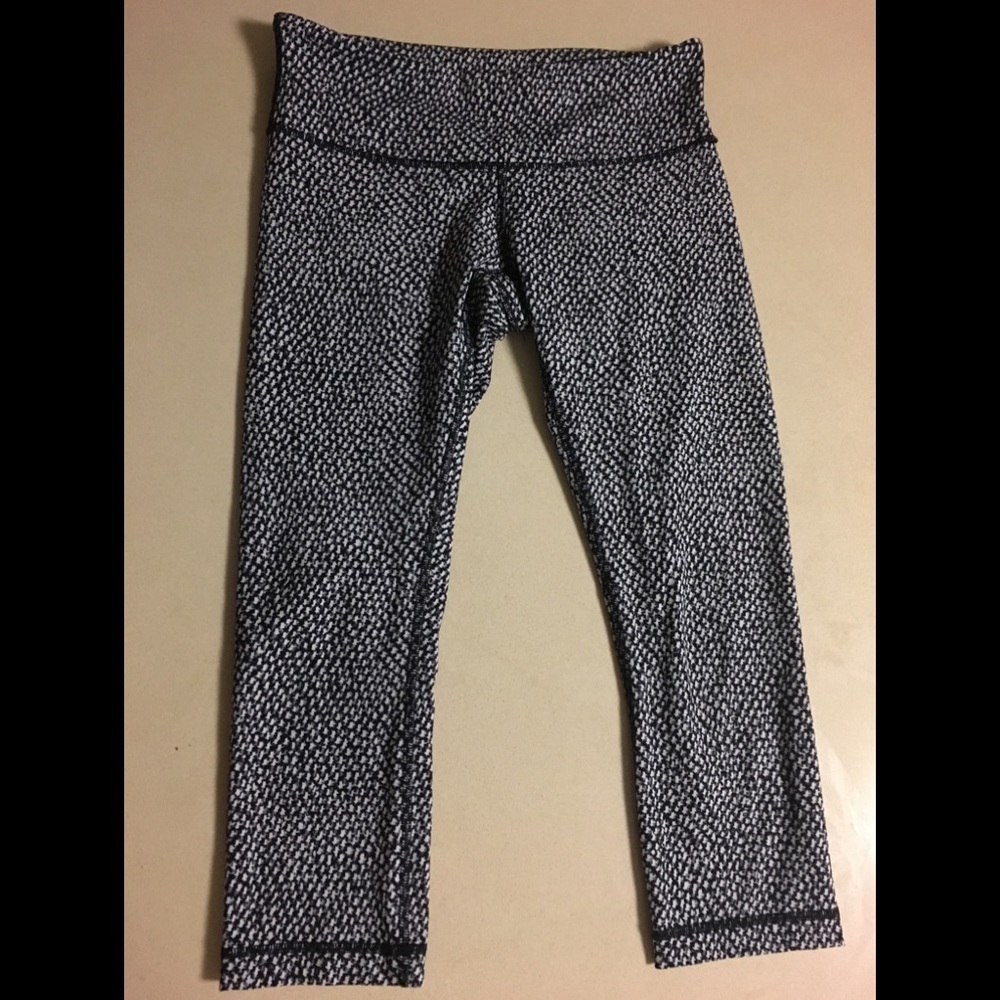 Printed Cropped Pant size 6